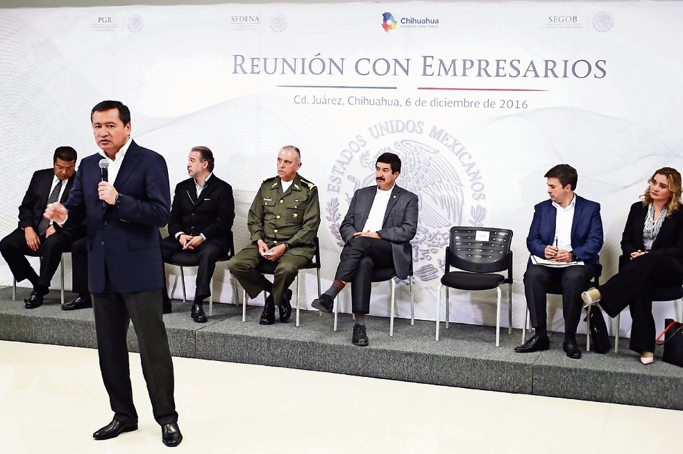 Osorio refrenda apoyo a gobierno de Corral - El Universal