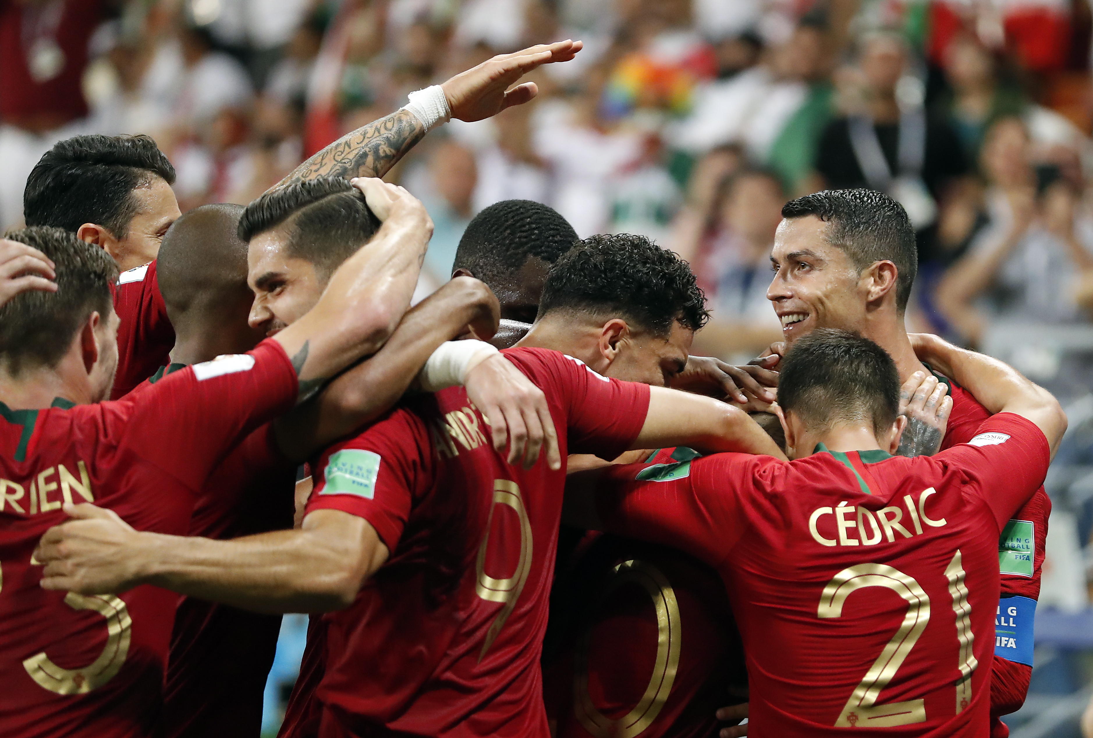 Portugal clasifica dramáticamente a Octavos de Final