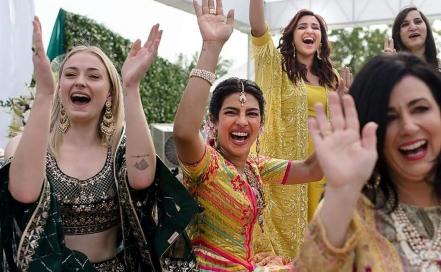 india-us-entertainment-celebrity-wedding_75522029.jpg
