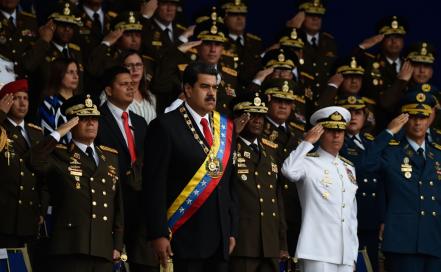 topshot-venezuela-military_64543513.jpg