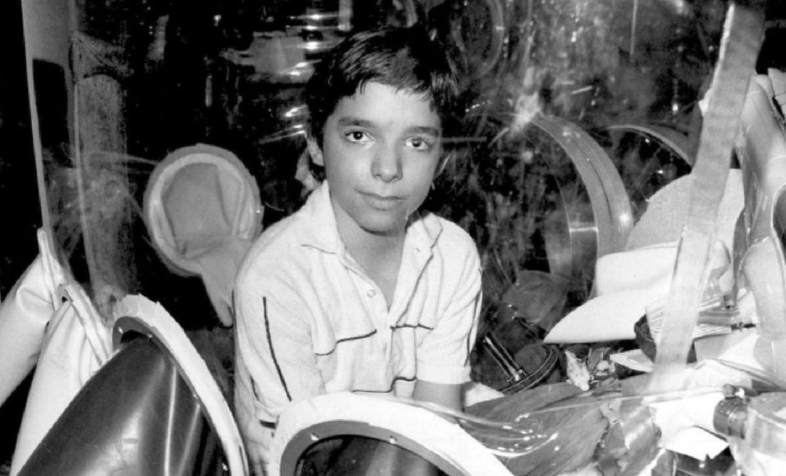 La conmovedora historia de David Vetter, “el niño burbuja” que vivió 12 años en una cápsula para no morir