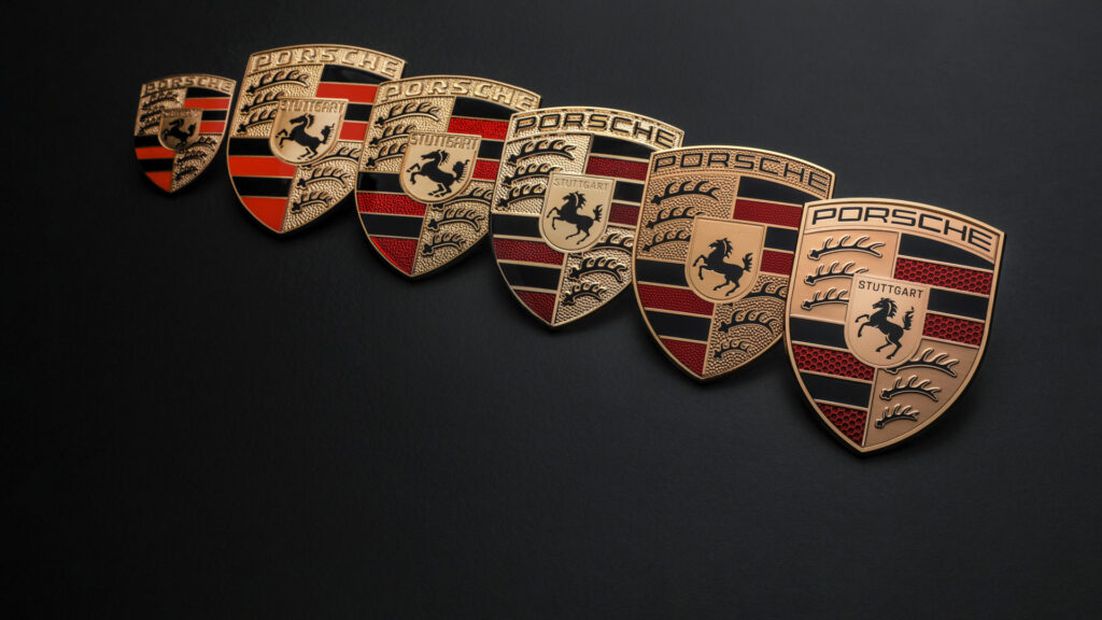 Es la séptima ocasión que Porsche renueva el diseño de su escudo.