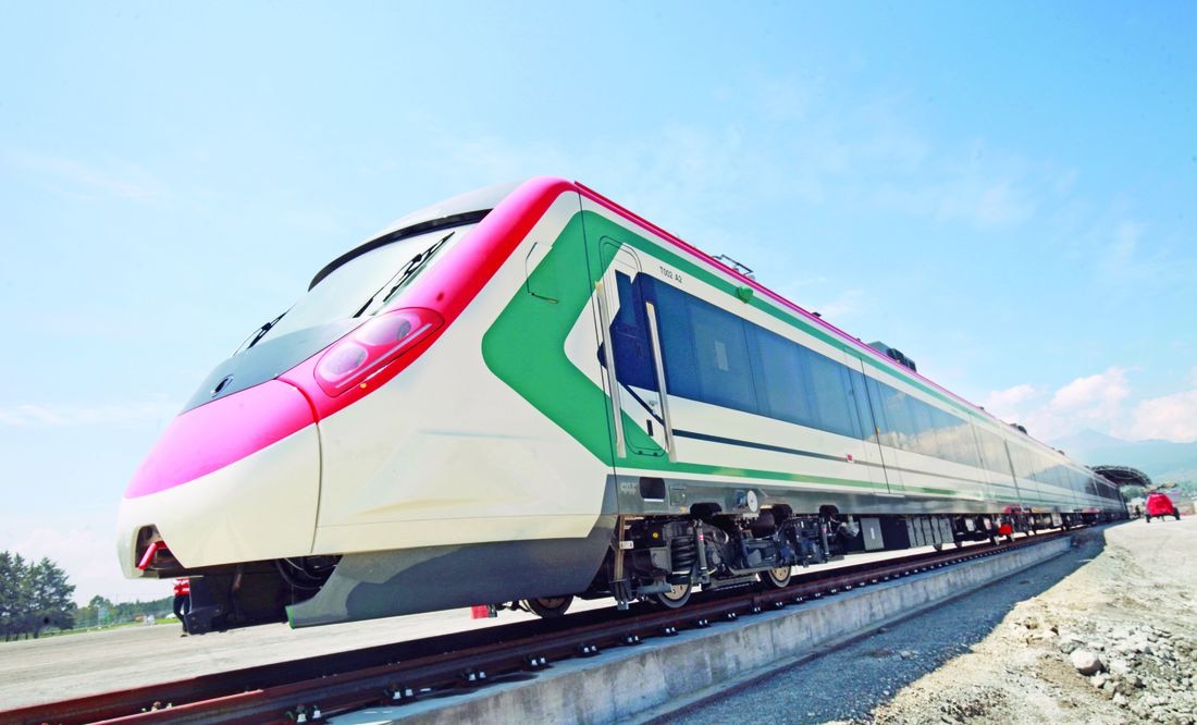 Busca AMLO revivir proyecto del tren de pasajeros México-Querétaro