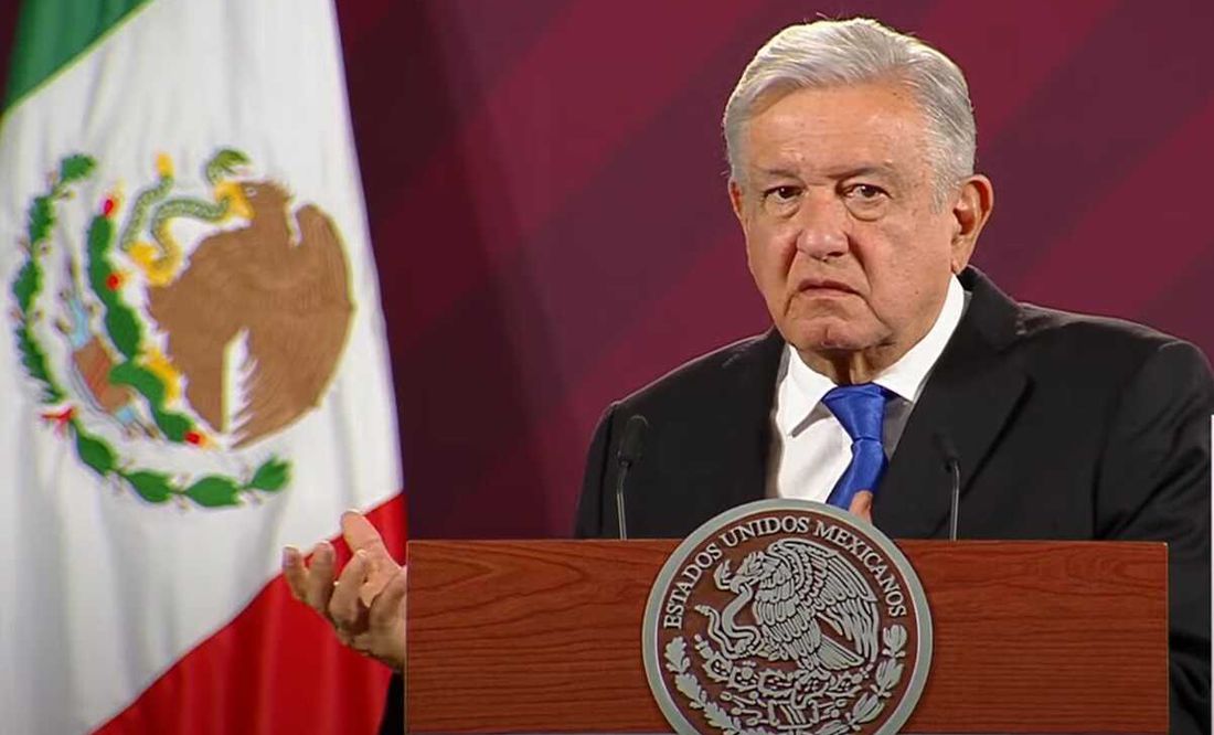 AMLO reta a 'departamentito' de Estado de EU a presentar pruebas sobre masacres en México