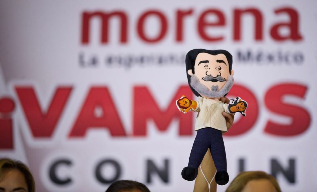 Y ahora venden 'Noroñitas', el peluche de Gerardo Fernández, aspirante a la Presidencia