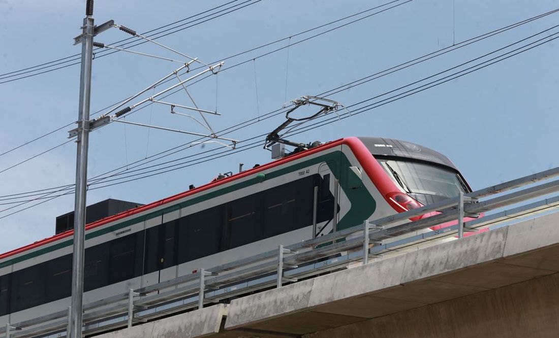 AMLO asegura que un tramo del Tren México-Toluca será inaugurado en septiembre