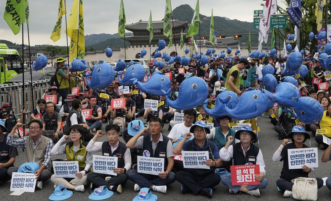 Jefe del OIEA visita Seúl, en medio de protestas por vertidos de agua tratada de Fukushima