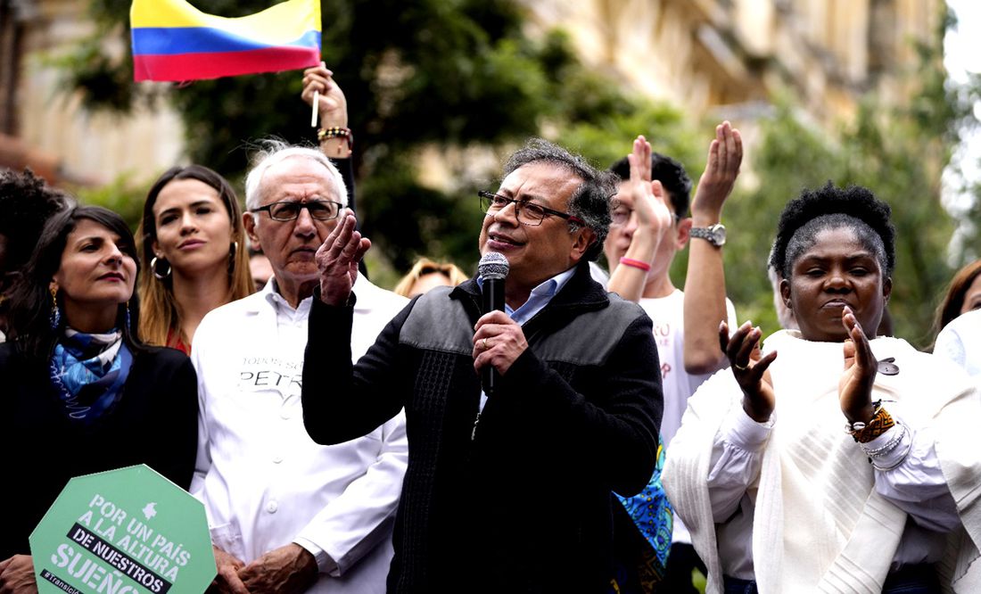AMLO envía su apoyo al presidente de Colombia, Gustavo Petro, por protestas en su contra