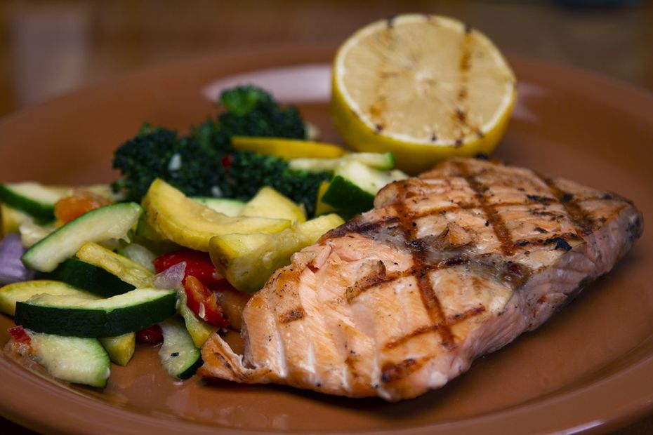Si quieres prevenir enfermedades, el salmón es uno de los alimentos más recomendados. Foto: Pixabay