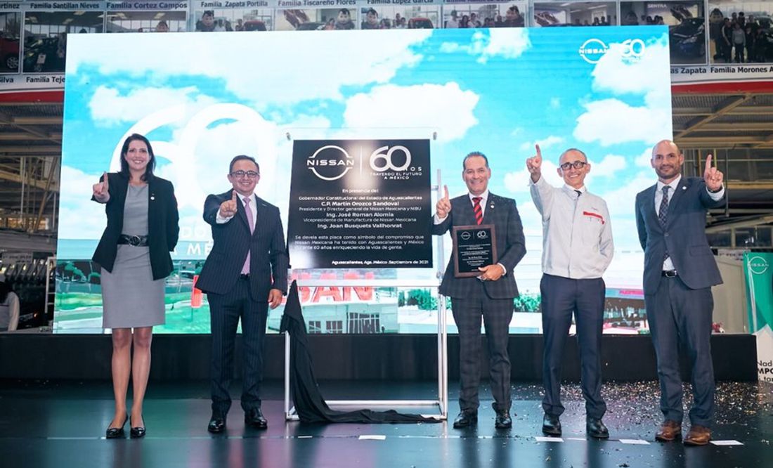 Gobernador de Aguascalientes celebra   aniversario de Nissan en México