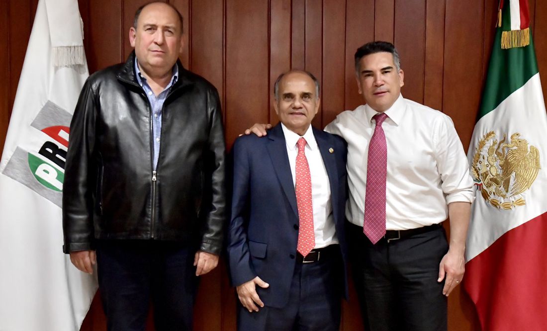 Tras salida de Osorio Chong, Manuel Añorve es electo nuevo coordinador del PRI en el Senado