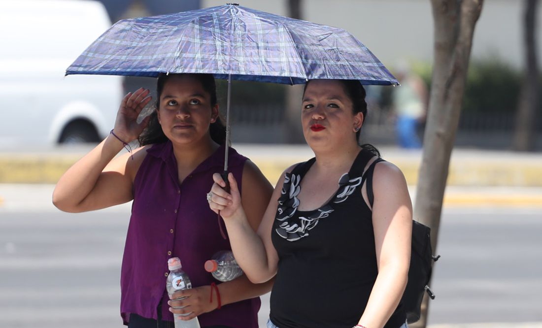 'A veces la ropa ni se aguanta': tercera ola de calor en la CDMX
