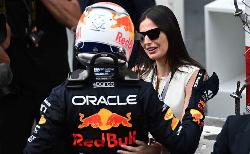 Kelly Piquet con Max Verstappen - Foto: EFE