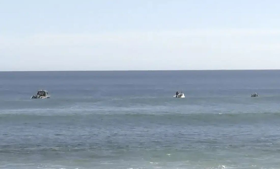 Hallan posibles restos de surfista desaparecido que fue atacado por un tiburón en Australia