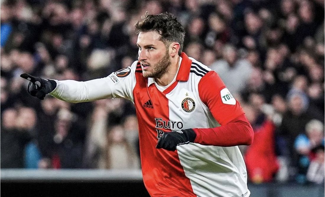 Santiago Giménez sigue en plan goleador con el Feyenoord; así fue su gol ante el Ajax
