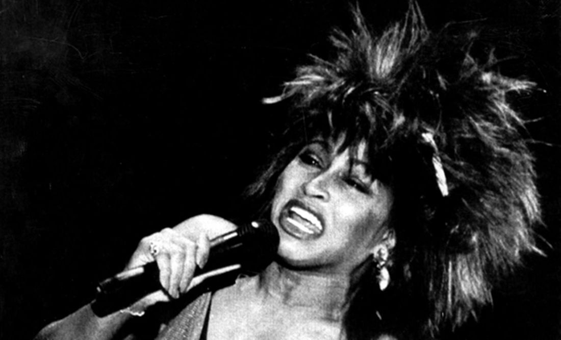 Tina Turner, la mujer de la voz rasposa, las piernas bonitas y las alocadas pelucas