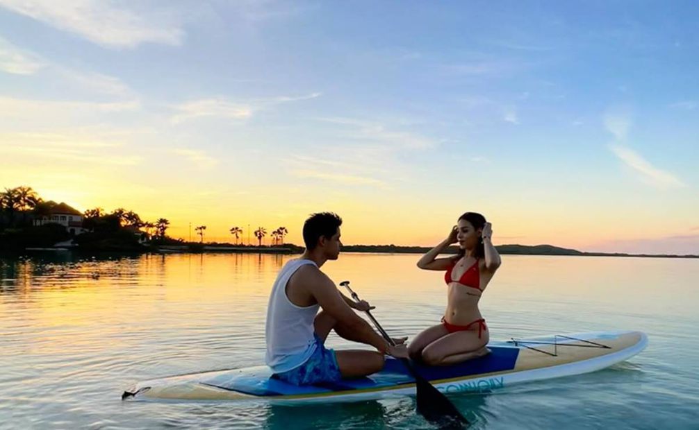 Danna Paola y su novio Alex Hoyer reconectan con la naturaleza y regresan con todo este 2024. Foto: Instagram.