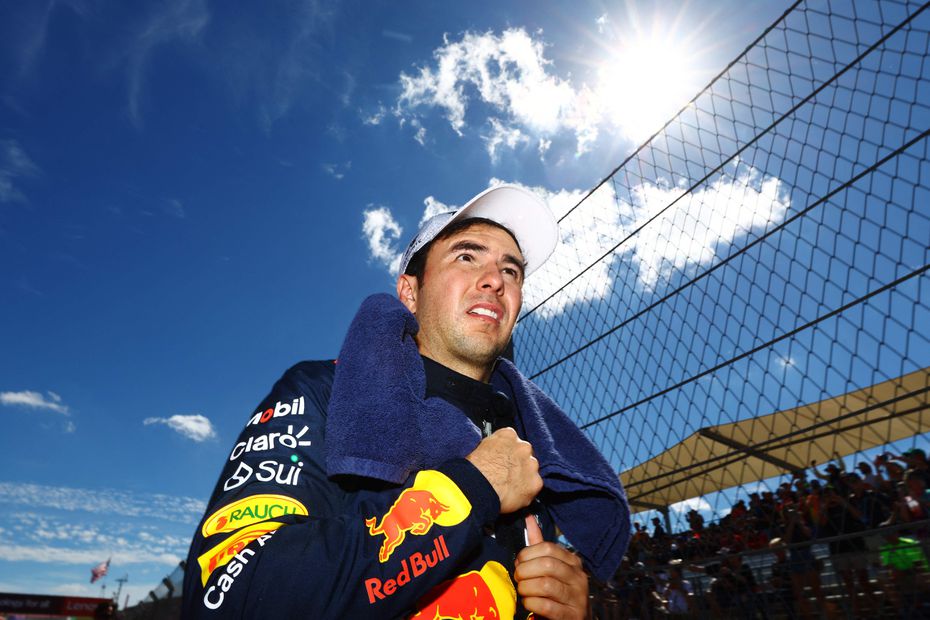 Checo Pérez, previo a la carrera del Gran Premio de Estados Unidos - Foto: AFP