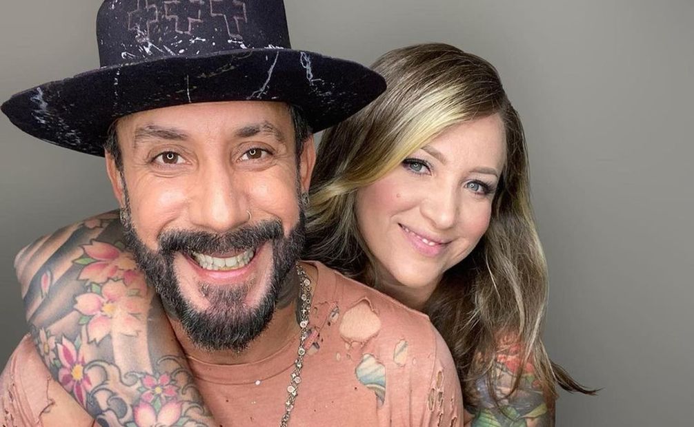 Tras 11 años de matrimonio, el cantante y su esposa decidieron poner pausa a su relación    Foto: Instagram