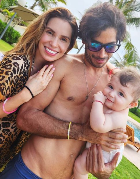 Andrea Escalona junto con su pareja, Marco Estrada, y Emilio, su único hijo.
<p>Foto: Instagram