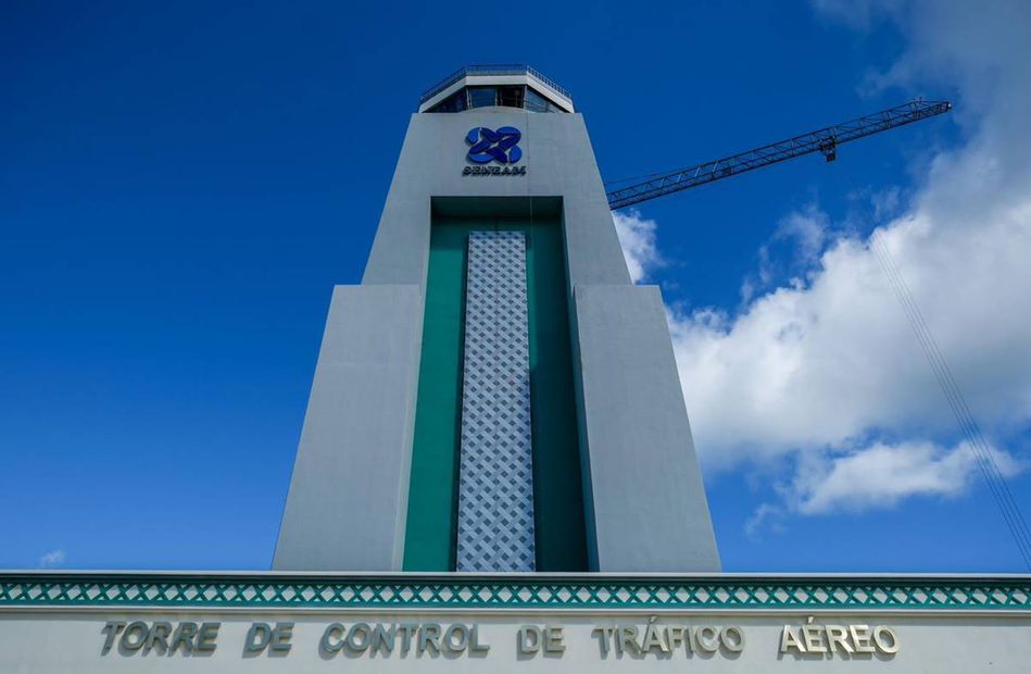 Torre de control Aeropuerto de Tulum