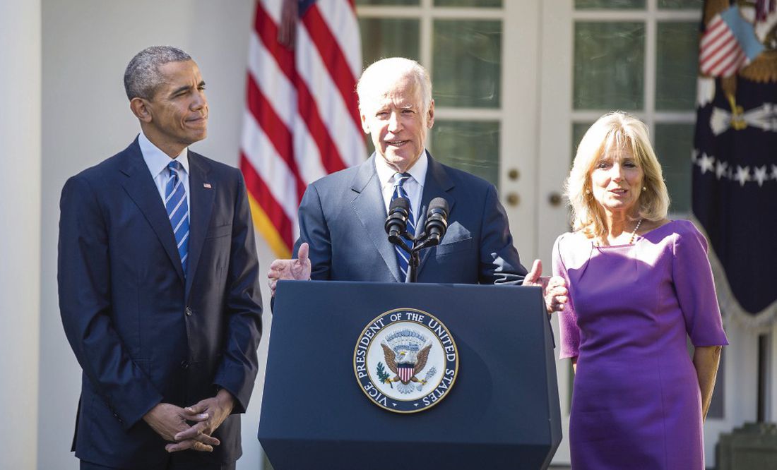 Obama y Hillary Clinton expresan respaldo a Biden para buscar reelección en 2024
