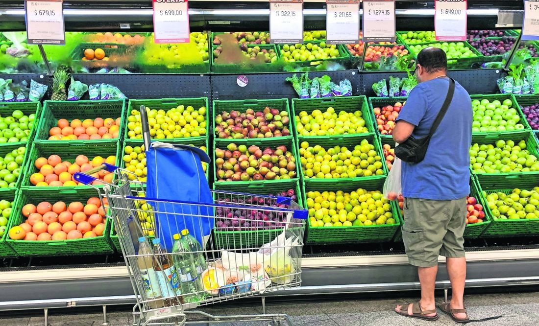 Inflación sorprende al bajar a 5.18%, su menor tasa en más de dos años