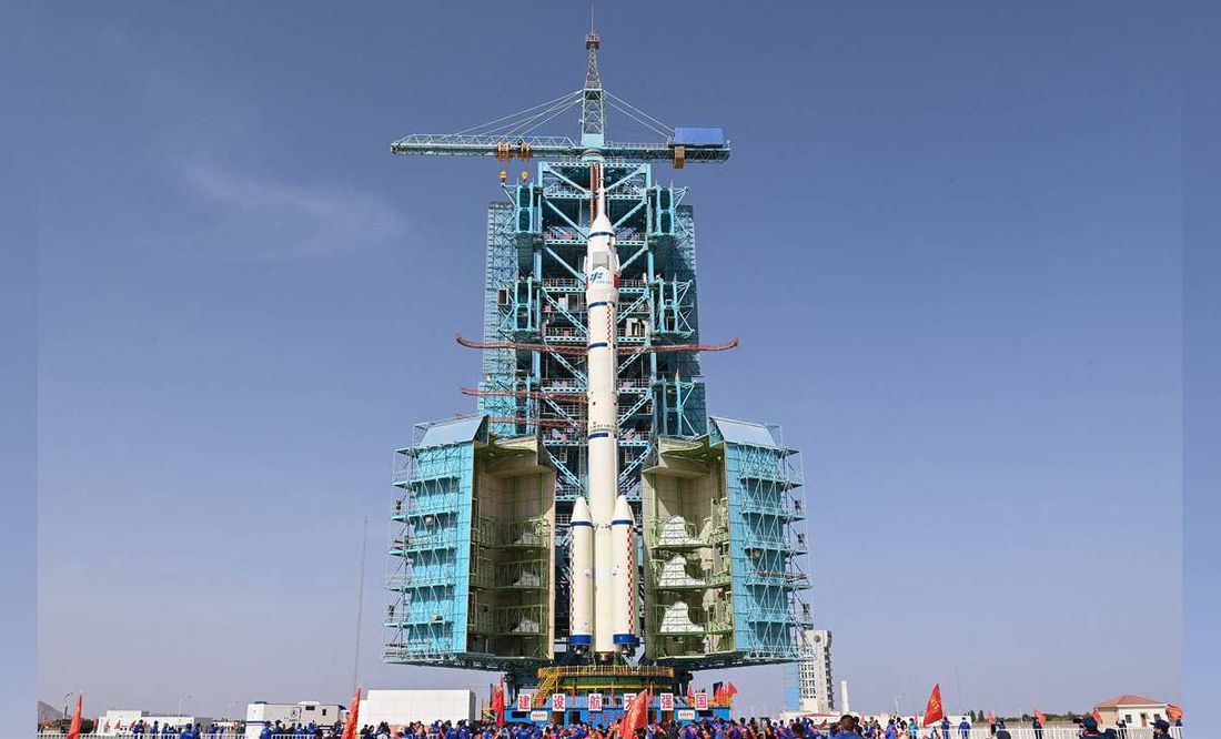 China enviará un civil al espacio por primera vez este martes