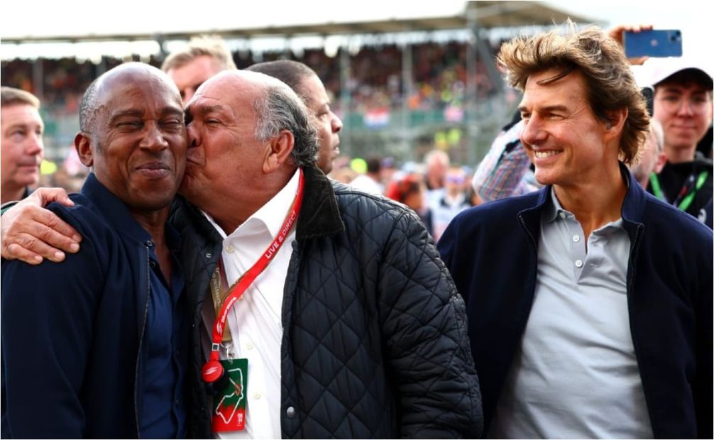 Papá de Checo Pérez revela por qué ignoró a Tom Cruise y besó al papá de Lewis Hamilton / FOTO: Twitter: @F1