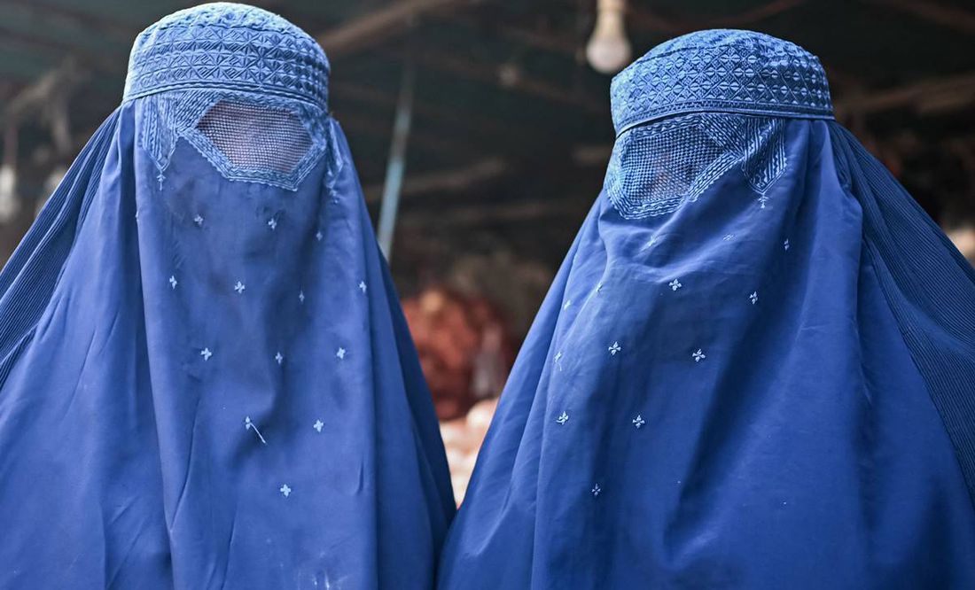 Talibanes prohíben trabajar a personal femenino de la ONU en Afganistán