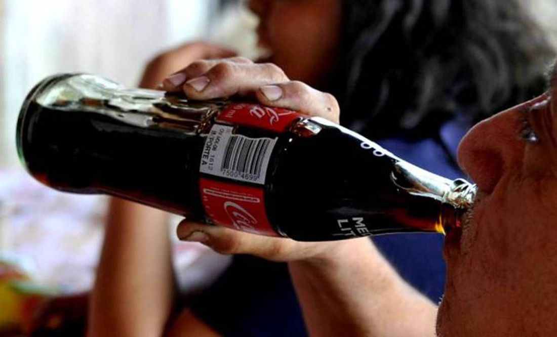 ¿Y el agua?: Ante ola de calor aumenta venta de cerveza, Coca Cola y Pepsi