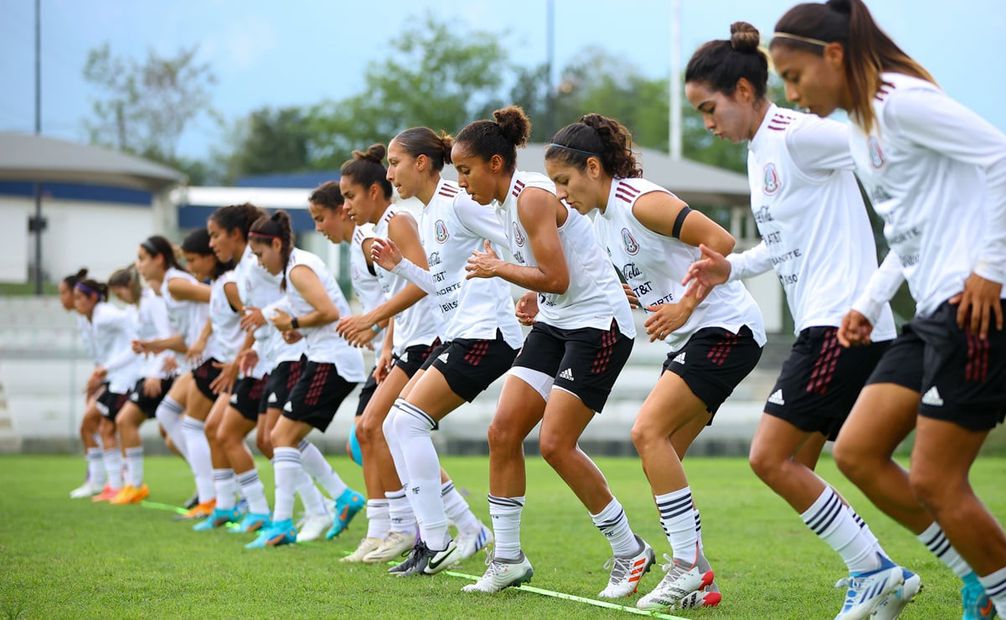 La Selección Mexicana Femenil durante un entrenamiento - FOTO: Imago7