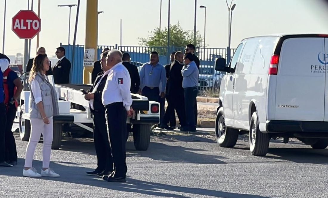 Trasladan cuerpos de migrantes fallecidos en incendio del INM al aeropuerto de Ciudad Juárez para repatriación