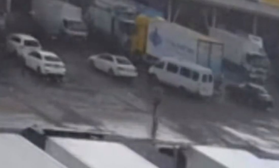 VIDEO: Hombre muere al caerle un rayo en Rusia