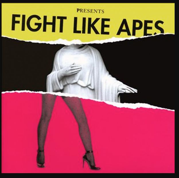 Sus piernas sirvieron de portada para un álbum de la banda irlandesa Fight Like Apes.