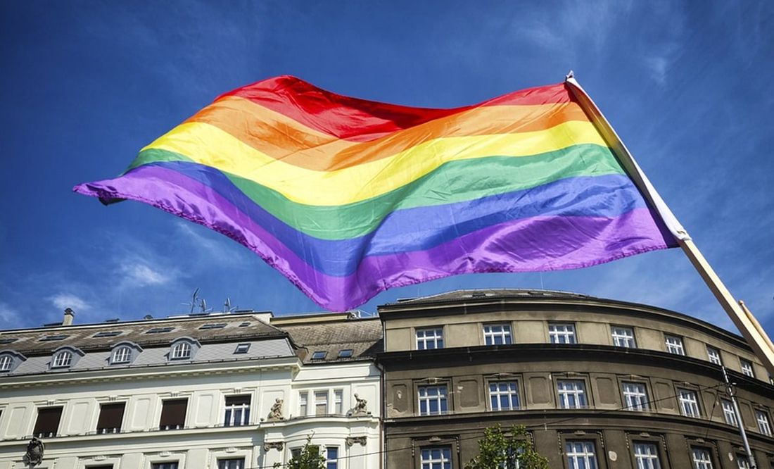 Estonia se convierte en el primer país báltico en legalizar el matrimonio igualitario