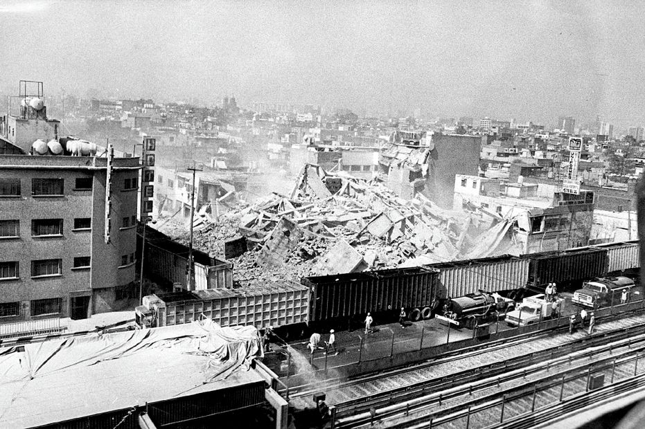 El sismo del 19 de septiembre de 1985 azotó a la colonia Obrera, caracterizada por ser una zona de fábricas, donde cayeron algunos edificios. Fototeca EL UNIVERSAL