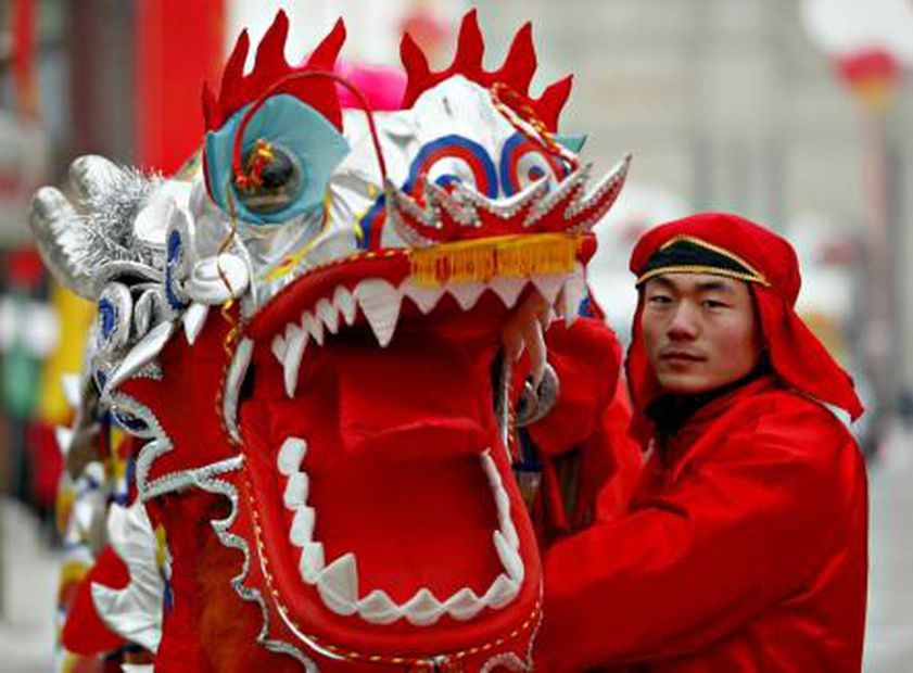En Año Nuevo Chino se realizan rituales para atraer la buena suerte. Foto: Especial