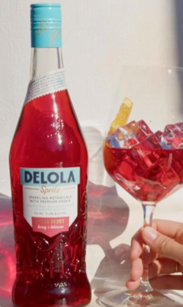 Deola es la bebida creada por Jennifer López. Foto: Vía Instagram.
