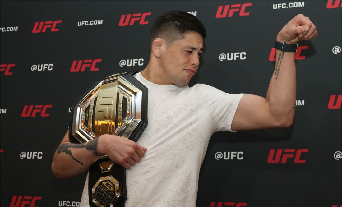 Brandon Moreno: Ya habría rival y fecha para la defensa de su título de la UFC