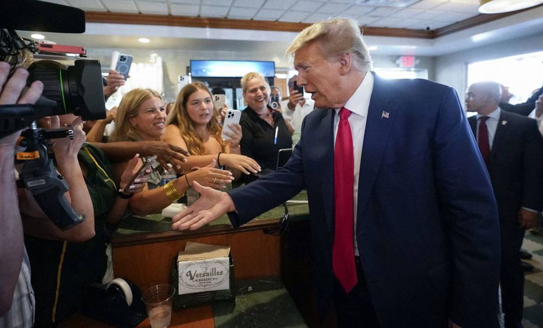 Trump prometió comida para todos en restaurante de Miami... y ni café les dieron