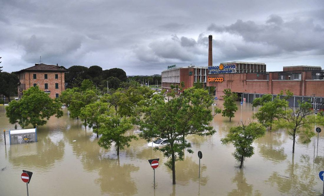 Inundaciones en Italia dejan al menos 8 muertos: 'Ha sido como un nuevo terremoto'