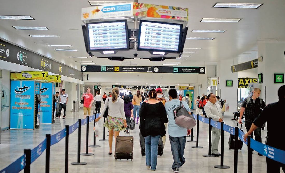 AMLO recomienda a sucesor revisar contraprestaciones de concesionarios en Aeropuertos