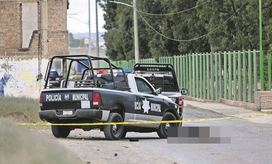 Emboscan y acribillan en su patrulla a oficial de las Fuerzas de Seguridad de Guanajuato