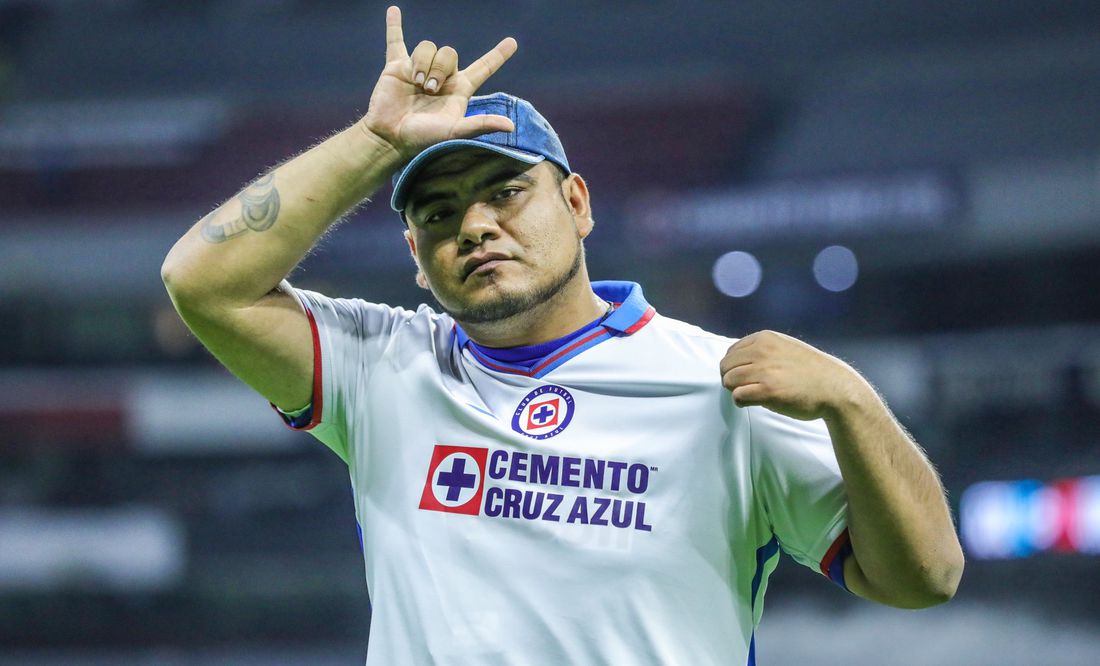 Aczino, el invitado de lujo de Cruz Azul ante Santos