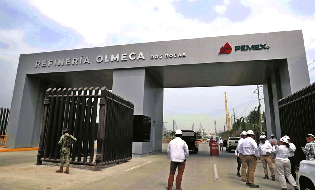 AMLO informa que la refinería de Dos Bocas ya ha comenzado a recibir crudo para su procesamiento.