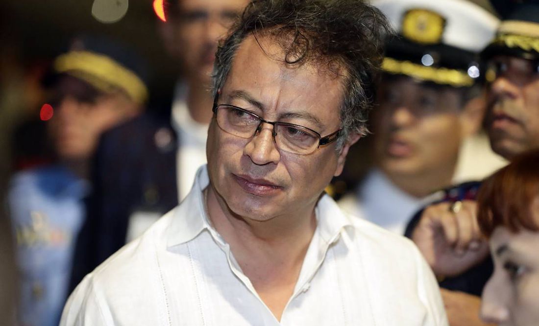 Perú ordena retiro definitivo de su embajador en Colombia por 'expresiones ofensivas' de Gustavo Petro