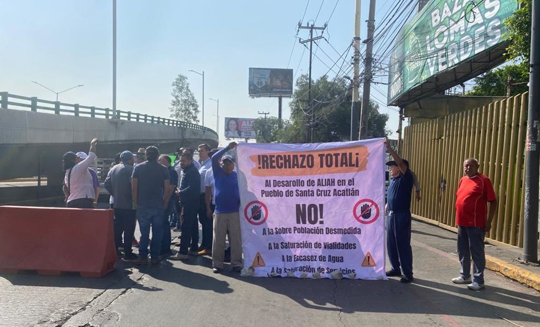 Vecinos de Naucalpan bloquean por 6 horas avenida Lomas Verdes; exigen frenar construcción de edificios