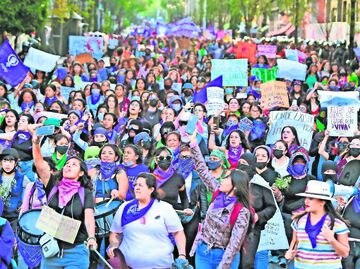 AMLO dejará enorme deuda en violencia de género: activistas