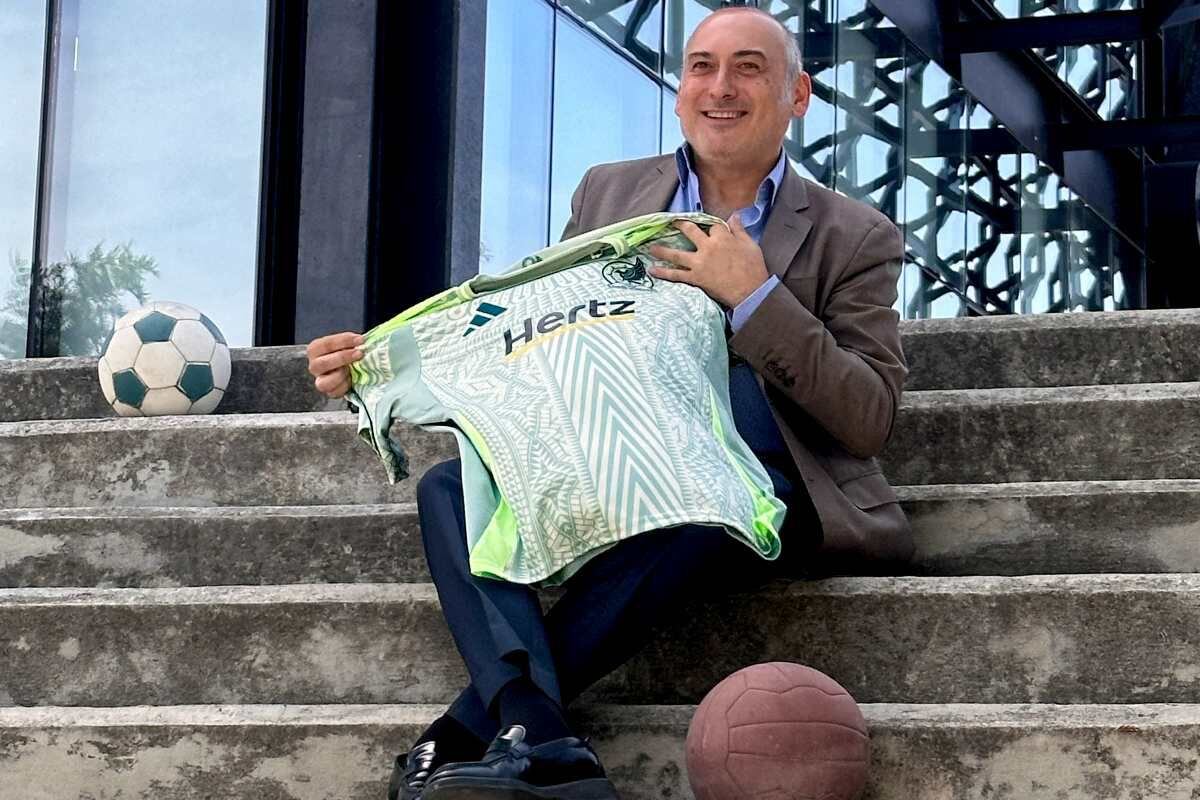 La pasión del fútbol y la movilidad se unen con Hertz México y la Selección Nacional